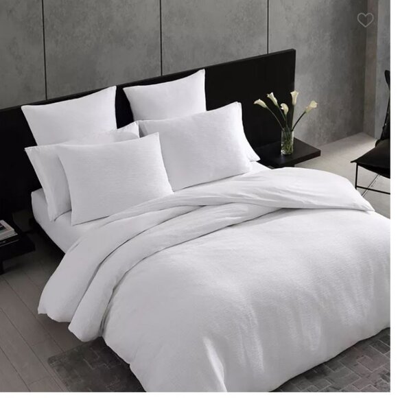 Vera Wang Solid Textured Pleats 3-Piece White Cotton King Duvet Cover Set - Picture 2 of 4